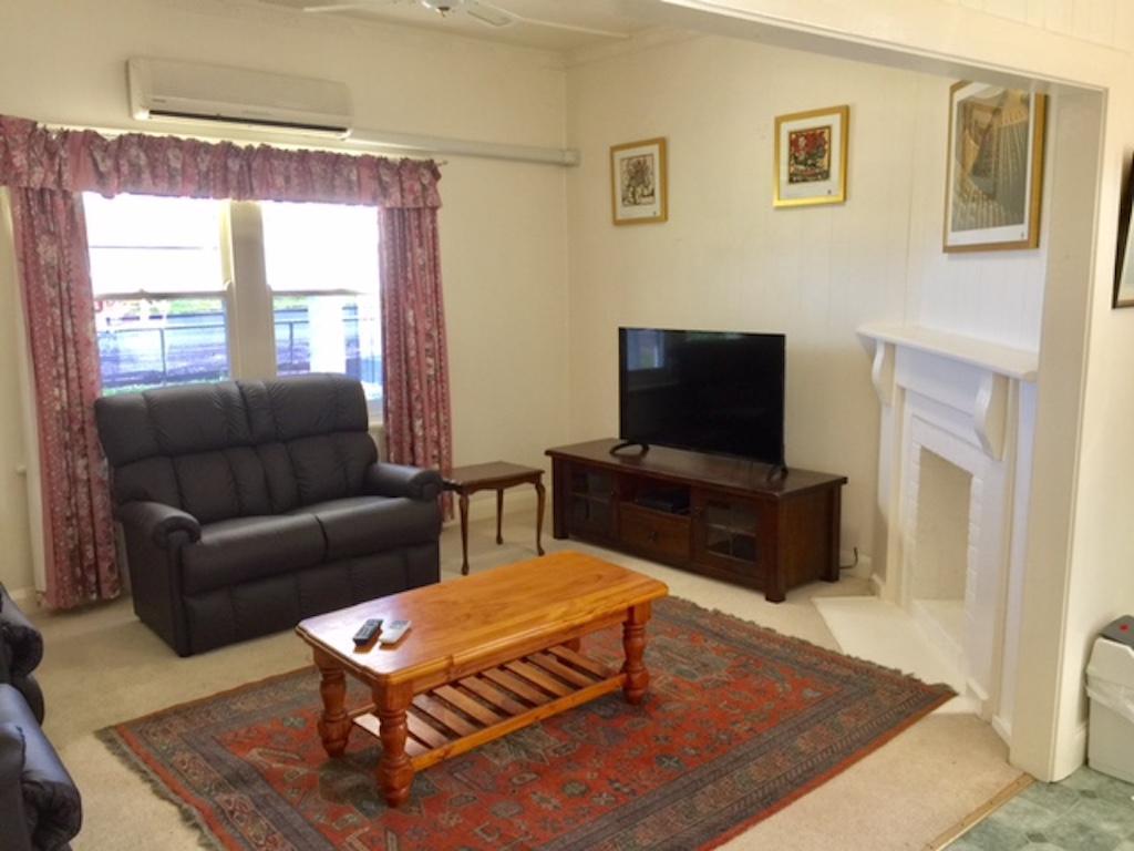 Smith Street Cottage Naracoorte Bagian luar foto